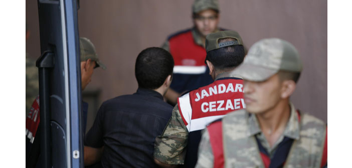 Zirve sanıkları tutuklandı